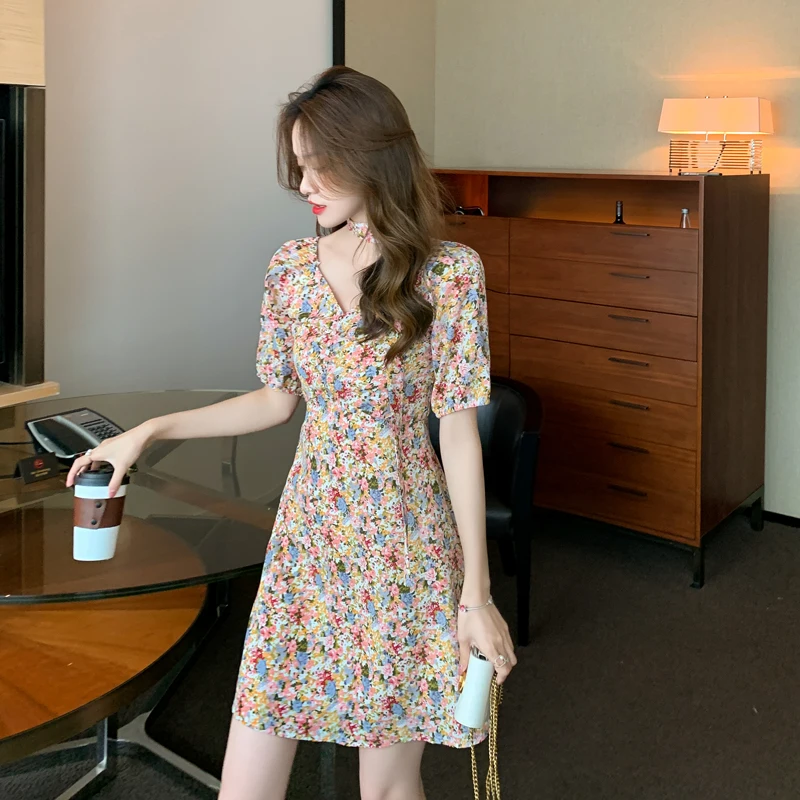 

Women's Printing Dress 2021 Summer New Clothes French Retro V-neck Sexy Top Mini Skirt Waist Floral Chiffon Dress Female