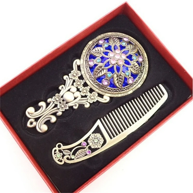 

2PCS/Set Brand New Women Chic Retro Vintage pocket Mirror Compact Makeup Mirrors Comb Set Hand Make Up Bronze Hollowed Vanit