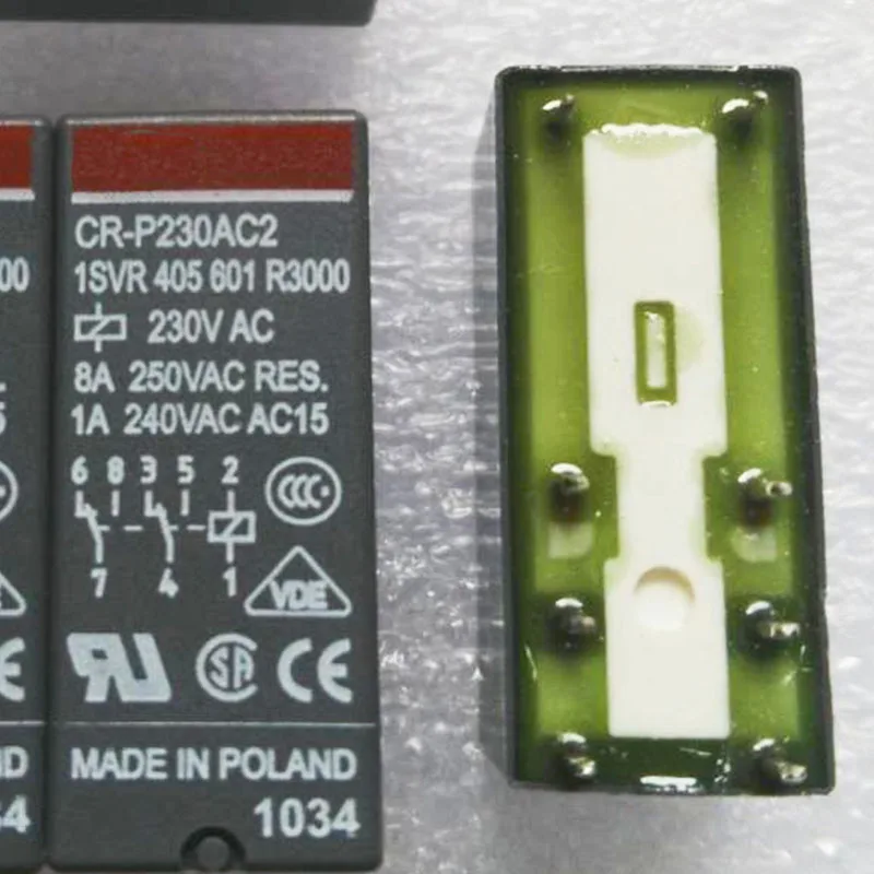 

Реле Φ 1SVR 405 601 R3000 8Pins 230V, 1 шт.