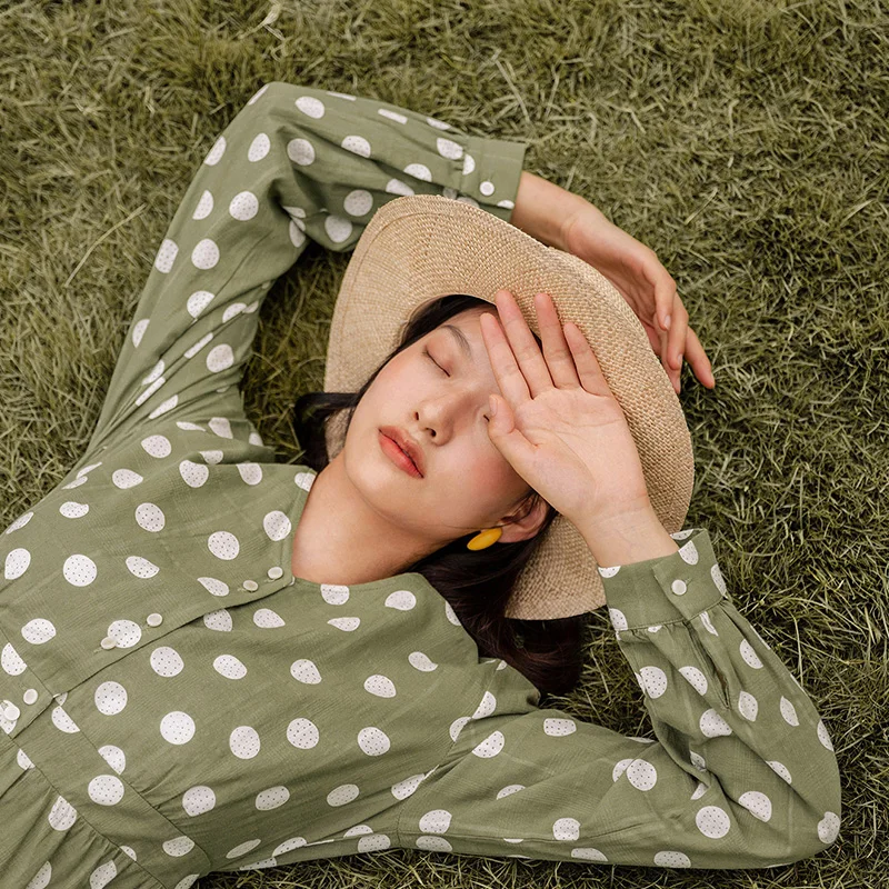 Винтажное платье с V-образным вырезом длинными рукавами и бантом для похудения