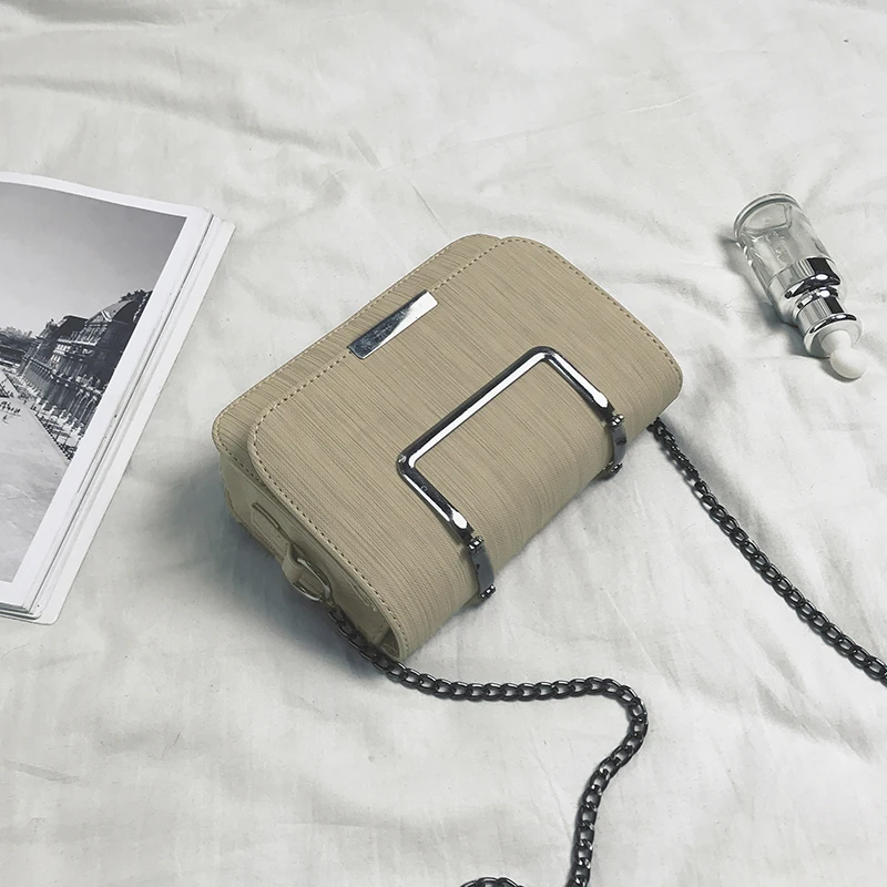 

New Woman Shoulder Bag Fashionable Simple Chain Messenger Bag High Quality Luxury Designer Handbag 2021 New Female Underarm Bag