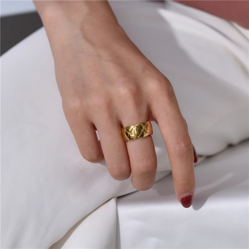 Корейские простые дизайнерские сетчатые кольца с ромбовидными морщинами