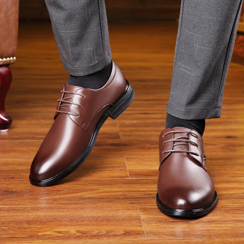 

Men Brogue British Casual Dress Shoes Male Gentleman genuinne Leather Footwear formal Men wedding party shoes Zapatos Hombre