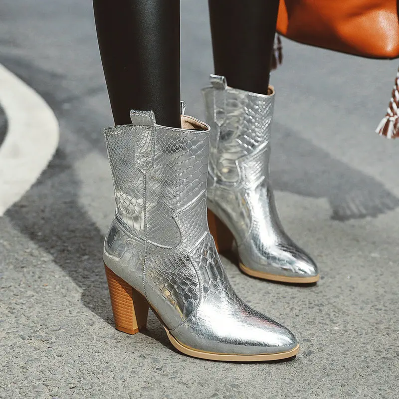 

Women's Shoes