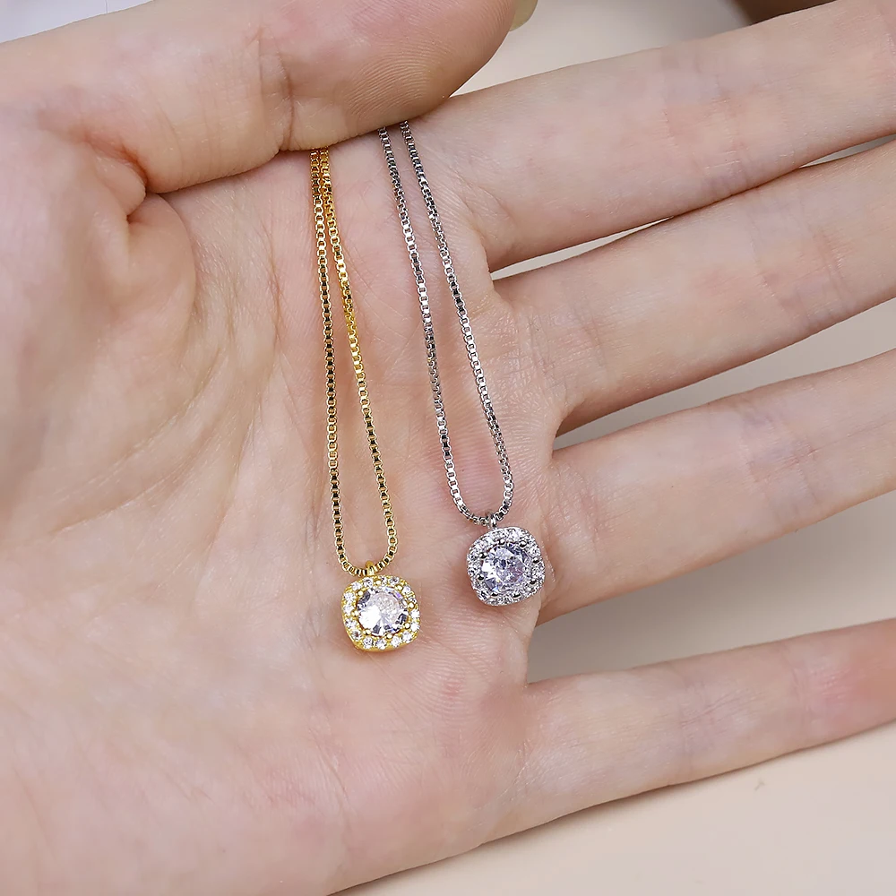 

New Personality Fashion Square Crystal Zircon Long Pendant Necklace Light Luxury Temperament Clavicle Chain Necklace Women