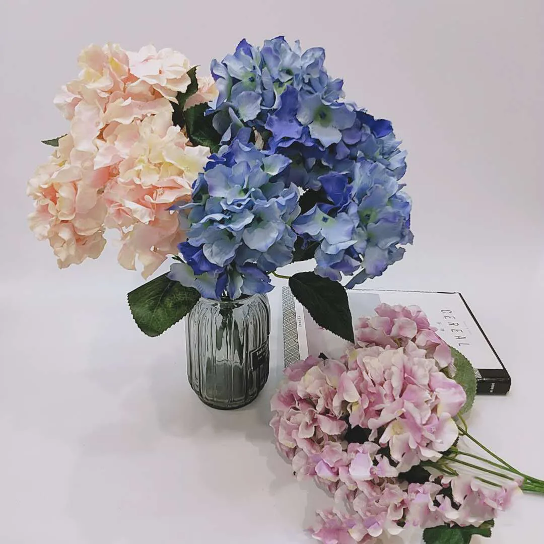 

Artificial Silk Hydrangea Bouquet Wedding Hand Bouquets Auditorium Home Garden Christmas Birthday Party Decoration Fake Flowers