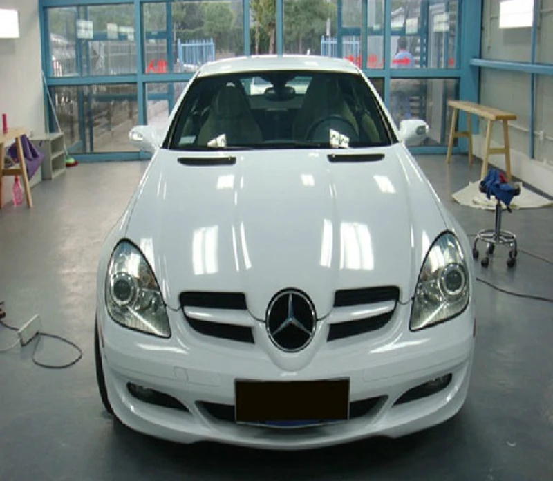 

White Gloss Car Vinyl Wrap Roll with Air Release Technology DIY Self Adhesive Stickers Decals