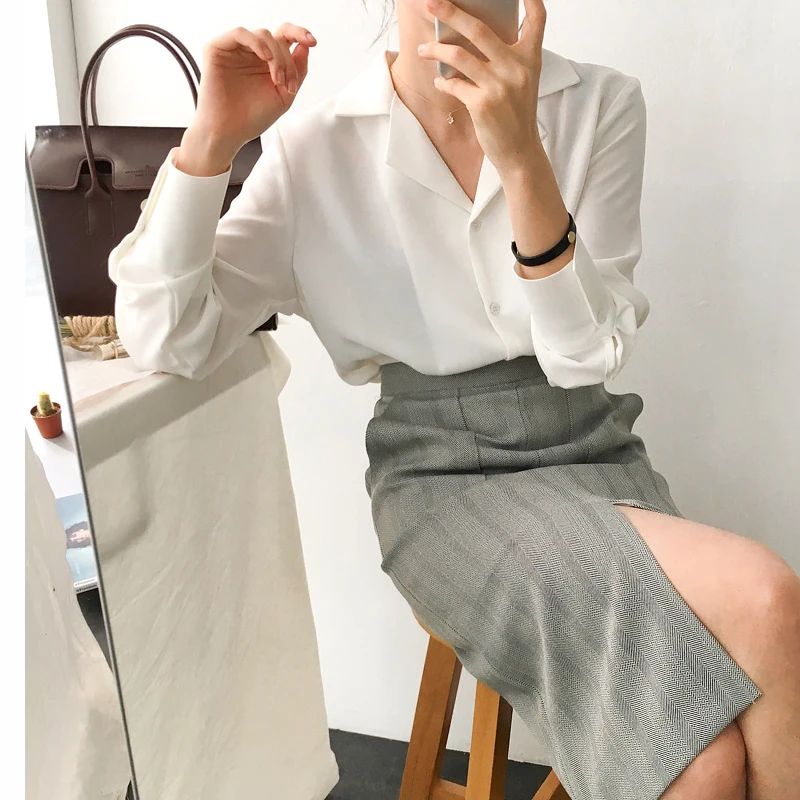 Рубашка женская с V-образным вырезом модная блузка длинным рукавом однотонная