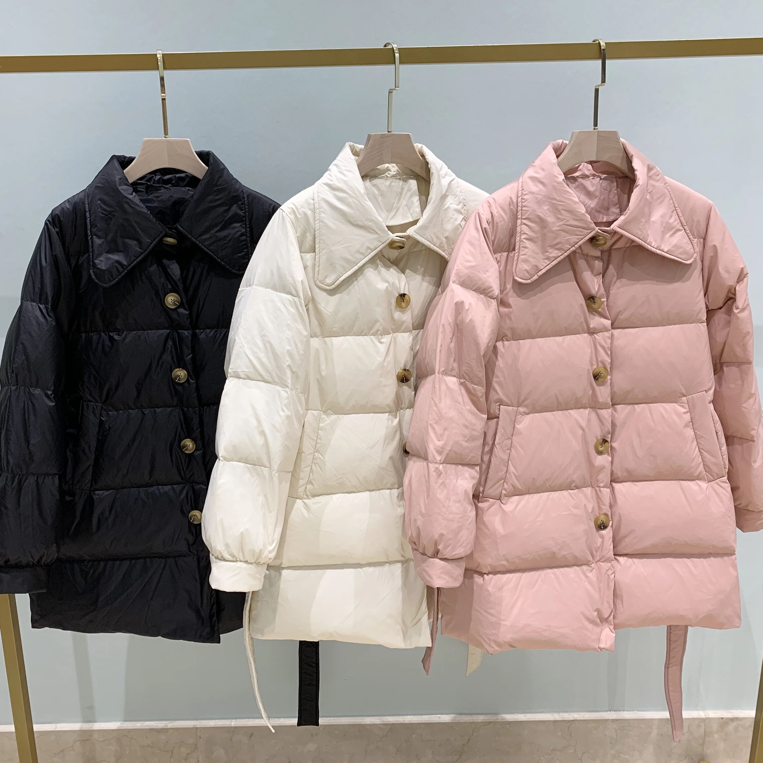 Женский пуховик на 90% белом утином пуху теплая непродуваемая куртка свободного