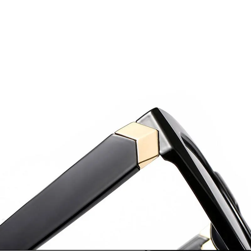 

Personality Sunglasses Color Square Arrow Men and Women Wild Luxury Lady Fashion Glasses