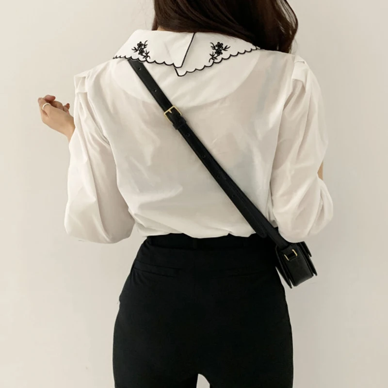 

Vintage Short Sleeve Women Blouse Lantern Sleeve Women Shirts Loose Tops Embroidery Chic Womens Blouses Blusas De Mujer 10271
