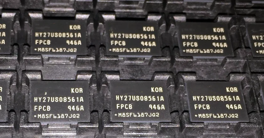 

10 шт в упаковке, новая HY27US08561A-FPCB HY27US08561A BGA63 чип памяти
