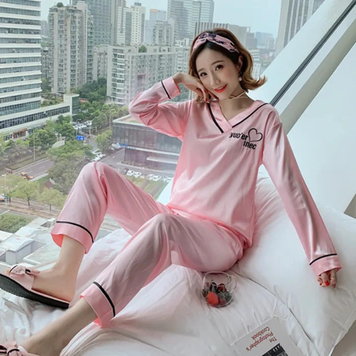 

Pajama Women's Sweet and Lovely Long Sleeve Korean Version Ice Silk Thin Loose Imitation Silk Household Clothing Suit