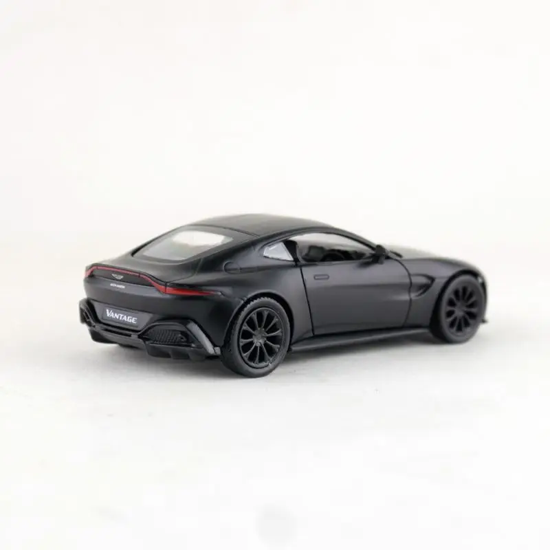 RMZ город/1:36 Масштаб/Литье под давлением металлическая игрушка модель/Aston Martin Vantage Супер Спорт/образовательный автомобиль/подарок/Коллекция/коробка