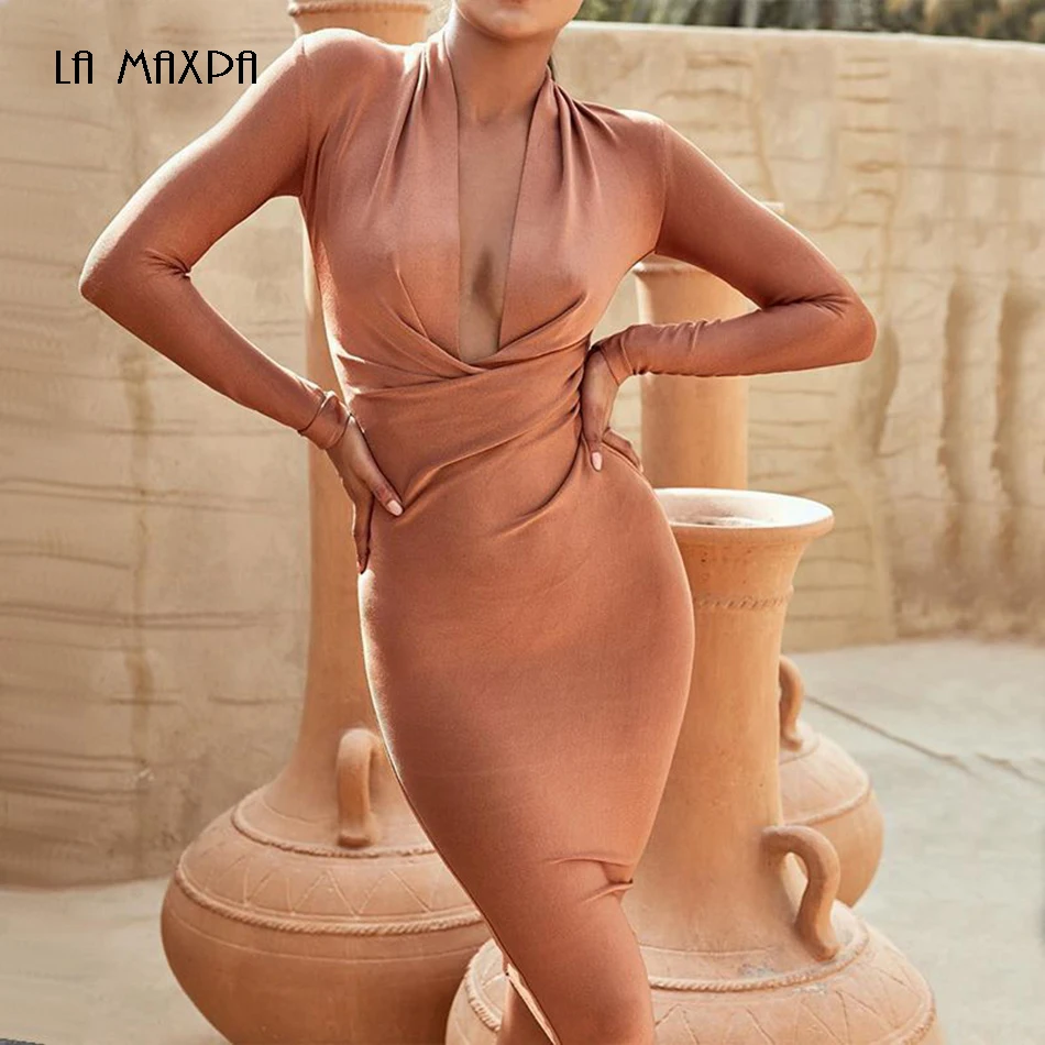 Сексуальное платье повязки 2021 Осенняя мода v-образным вырезом плиссированное для