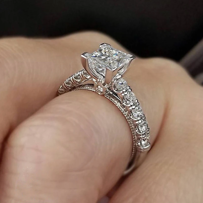 

Simple Classic Silver Plated Princess Rings For Women Shine Square CZ Stone Engagement Ring Elegant Bride Wedding Jewelry Gift