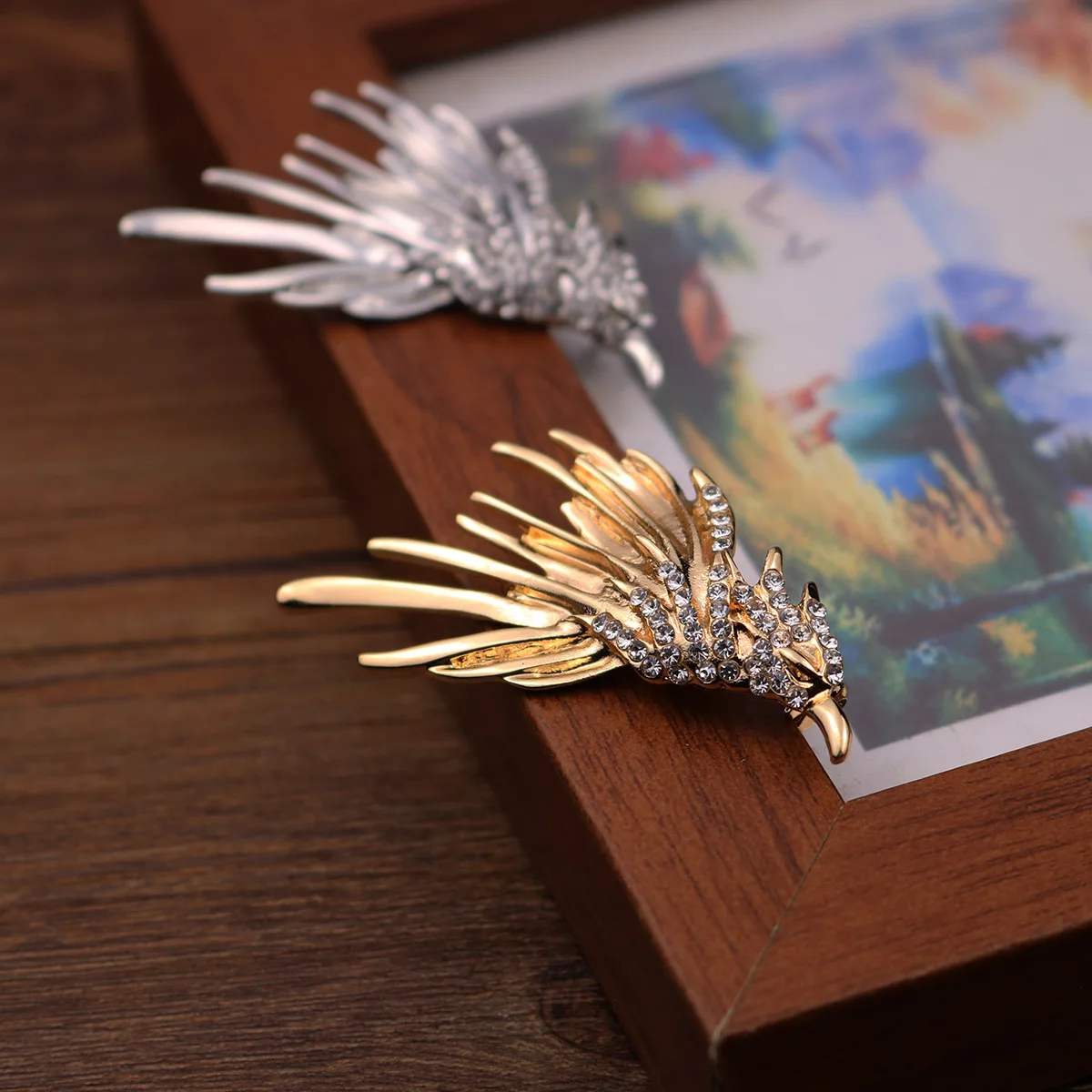 Модный металлический горный хрусталь животное брошь с Ястребом булавка для
