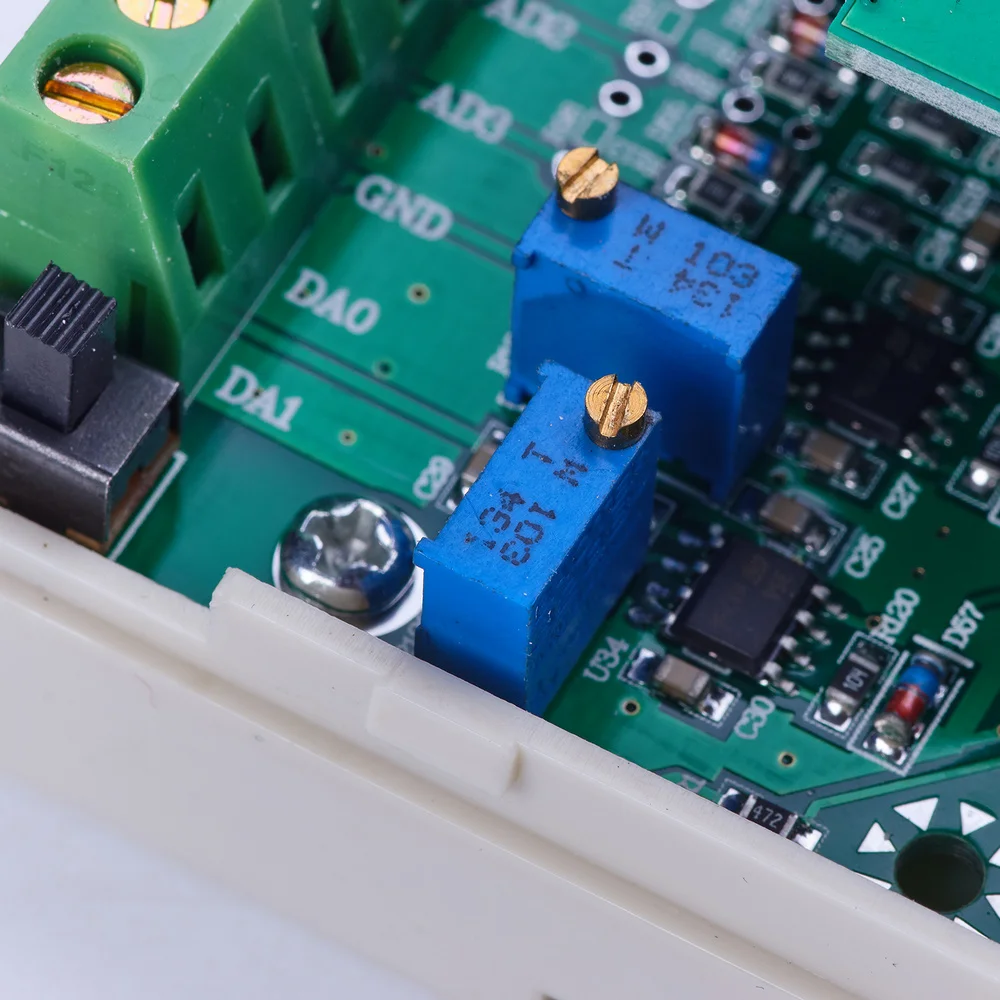 Контроллер двигателя plc программируемый логический контроллер 32mr 16 в out 4AD 2DA 0 ~ 10