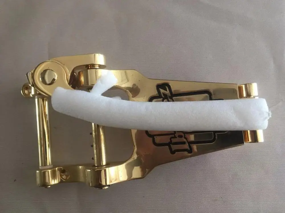 IBN-Vibrato/ gretsch tailpiece Gold duo astro sparkle jet corvette bigsby | Спорт и развлечения