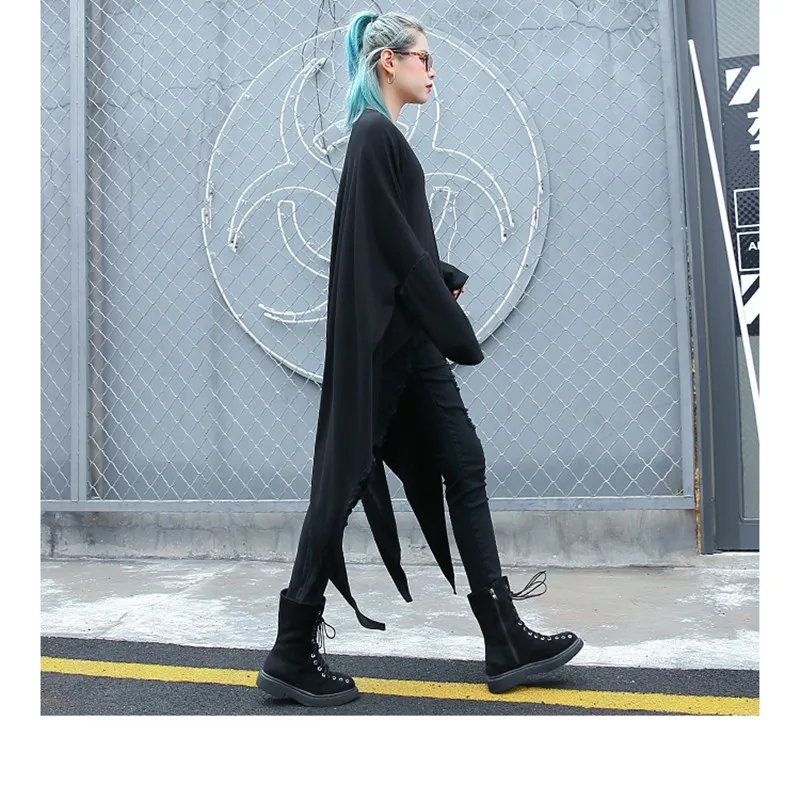 

2021 New Spring Autumn Round Neck Long Sleeve Black Loose Irregular Cut Hem Large Size Tshirt Women Fashion Tide Bat-wing Cloth