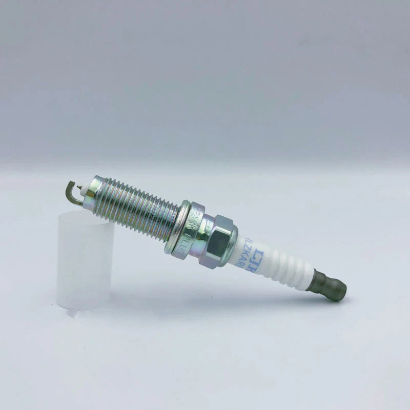 

Spark plug Fit for Honda Civic 1.5T iridium platinum spark plug ILZKAR8H8S