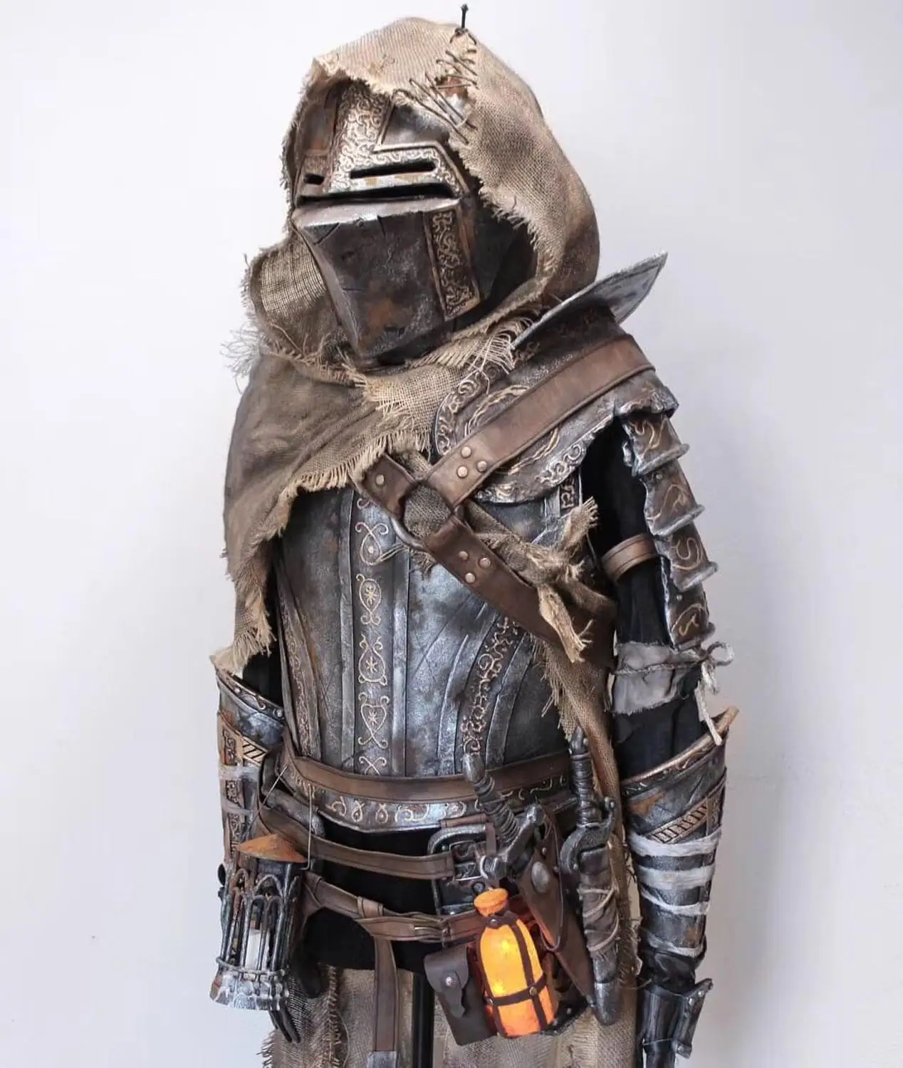 騎士の鎧ウェアラブルヨーロッパ中世ヴィンテージ騎士ステージショーの映画衣装ハロウィンコスプレパーティー甲冑