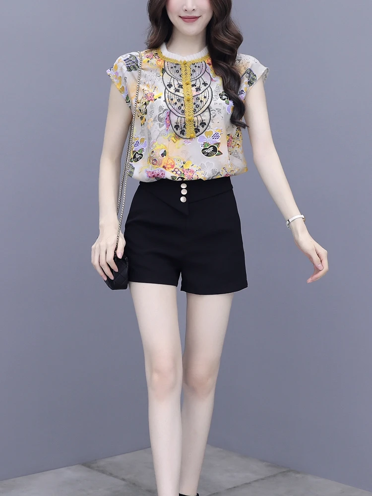 

2020 Summer Women two piece set Casual Vintage Print tops + black shorts Female Office OL Suit Set Short Sleeve clothing Sets