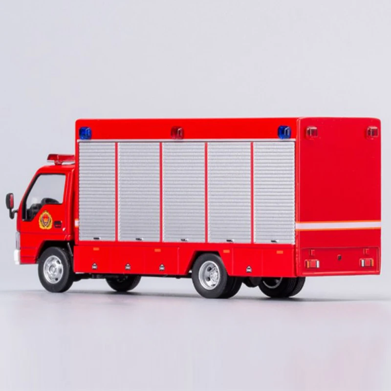 Модель грузовика с платформой Isuzu GCD 1:64 4k модель автомобиля-эвакуатора пожарной