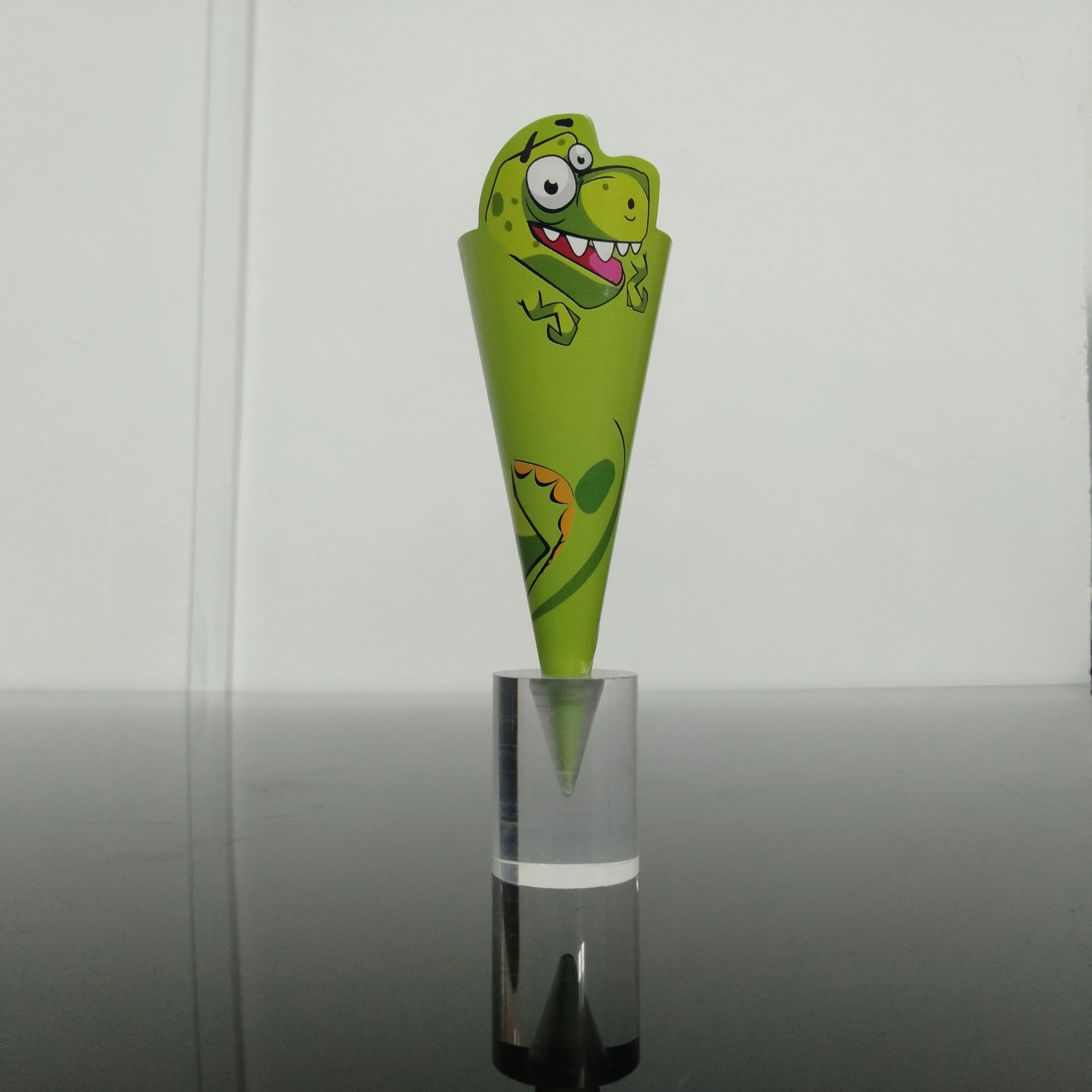 Новая стойка для мороженого с одним отверстием Сладкая трубочка хрустящей