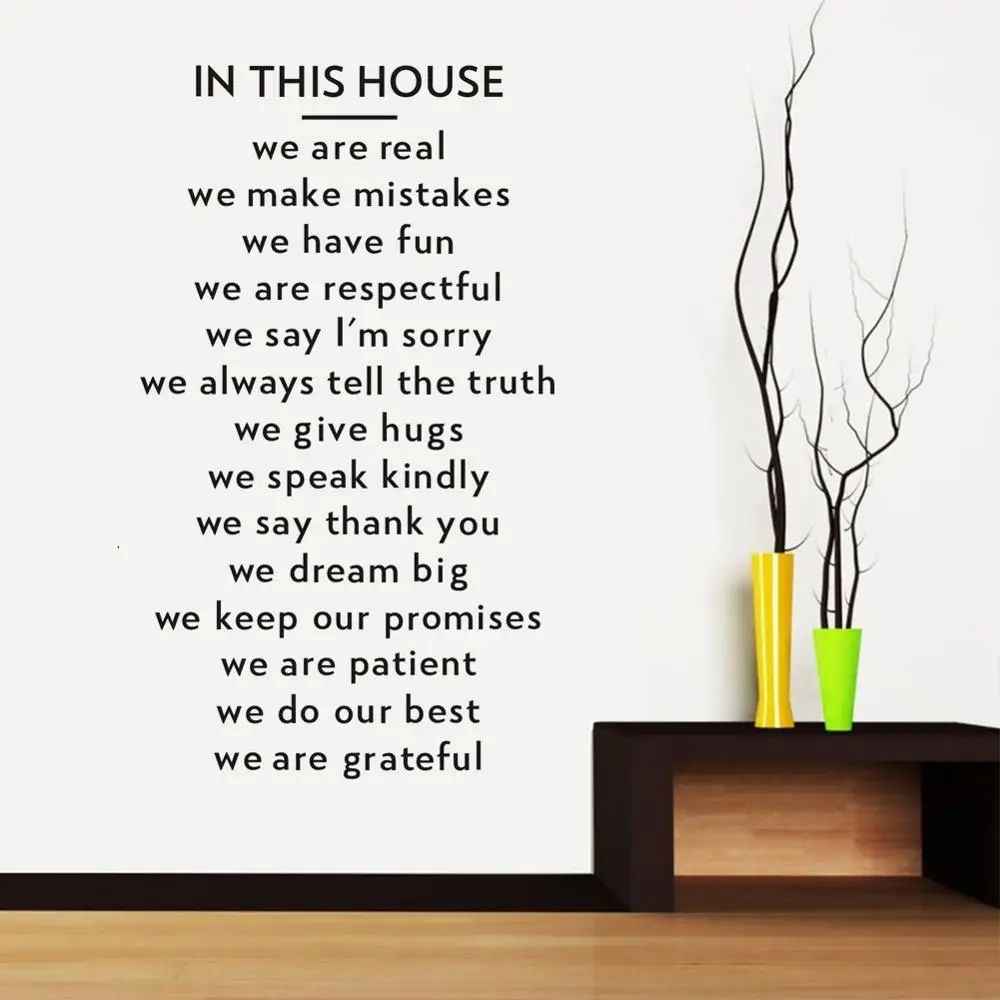 Виниловые наклейки на стену с цитатами в этом доме домашний декор гостиная