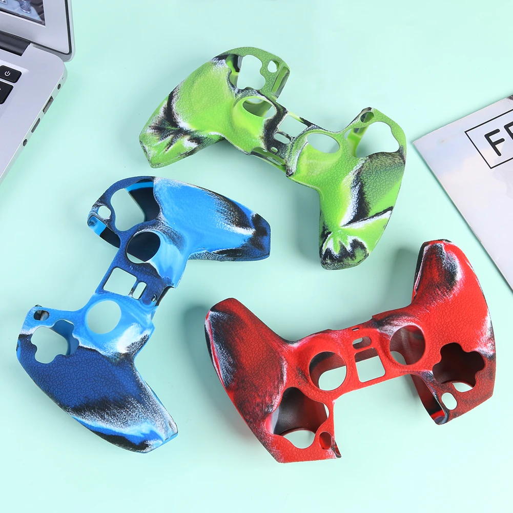 Мягкий силиконовый защитный чехол для DualSense Skin с кожаной текстурой Камуфляж