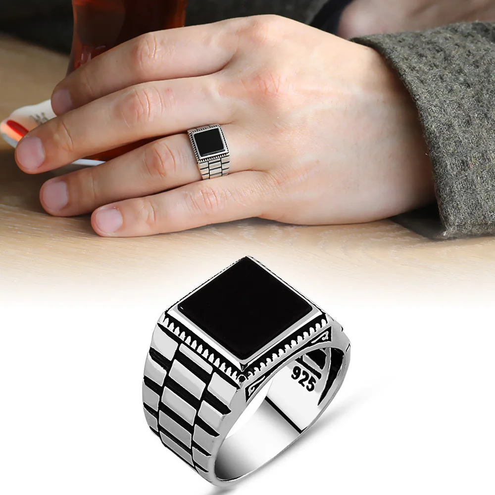 

Symmetrical Pattern Black Onyx Cubic Zirconia 925 Sterling Silver Men 'S Ring