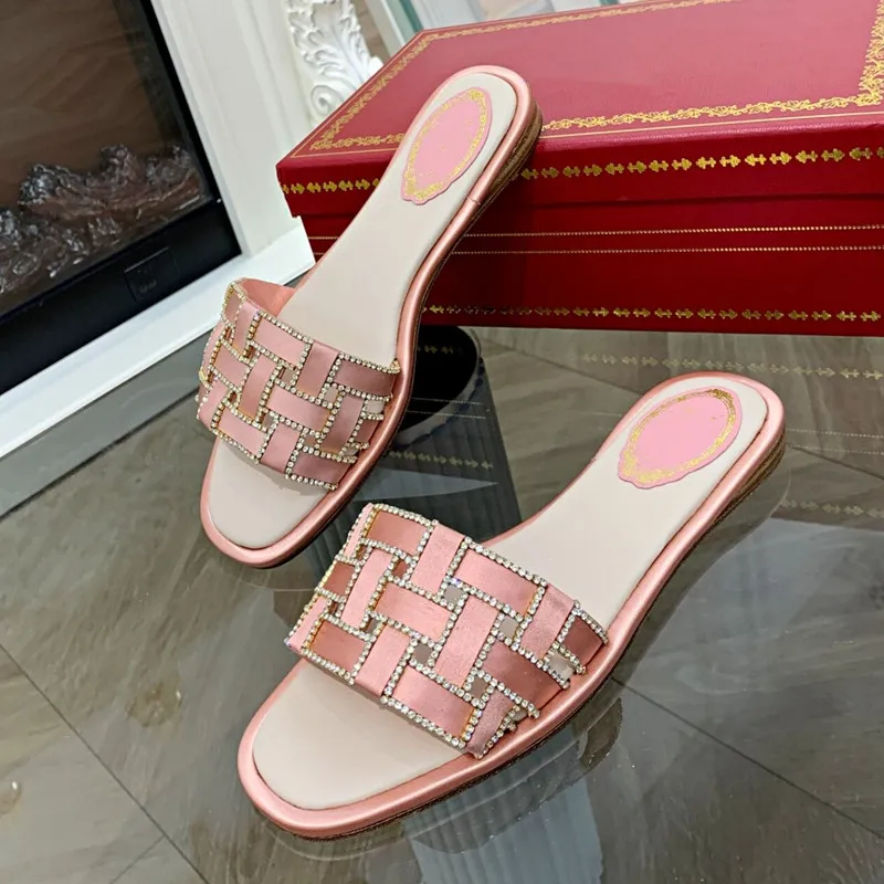 

Summer Rhinestone Open-toed Flat Slippers Female Hollow Woven Silk Temperament Ladies Style Sandals and Slippers