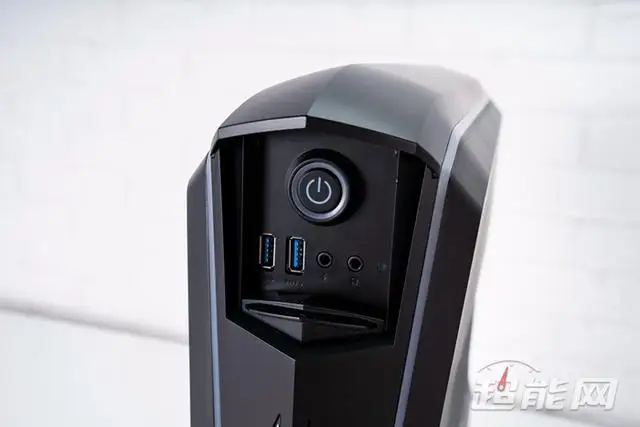 

Zotac MEK1 Silverstone Crow 3 Rvz03 OEM Version