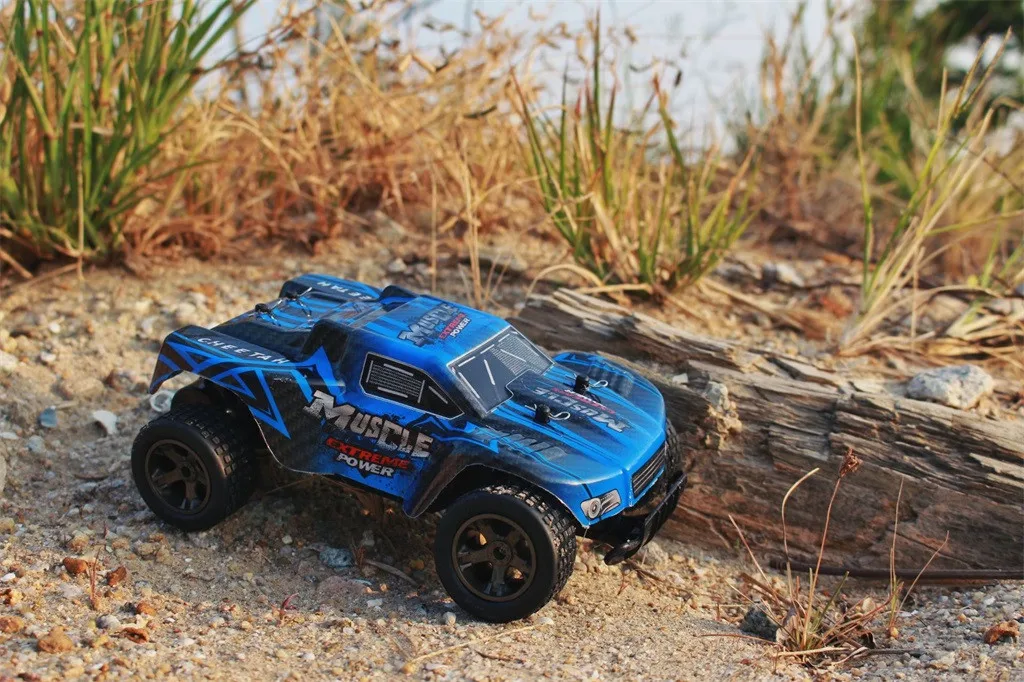 Abay Горячая 1:18 RC автомобиль 2,4G 20 км/ч высокоскоростной гоночный автомобиль скалолазание с дистанционным управлением детские игрушки FB-04