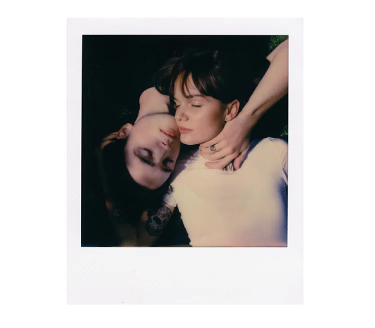 Пленка Polaroid Originals Instant 600 цвет черно-белый для камеры Onestep2 Instax SLR680 636 637 640 650 660 Автофокус невозможен
