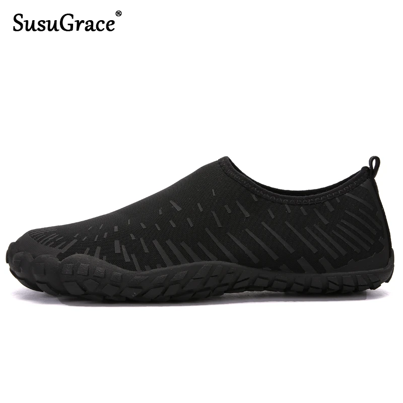 

SusuGrace Men Water Shoes Swimming Shoes Beach Sandals Aqua Shoes Quickly-Drying Slipper Diving Swimming Low Top Silk Footwear