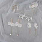 ZOVOLI корейский стиль модные цветы кристаллами висячие серьги женские 2020 сережки прикольные белые акриловые подвески серёжки необычные длинные золотые цепочки милые серьги кольца стильные бижутерия