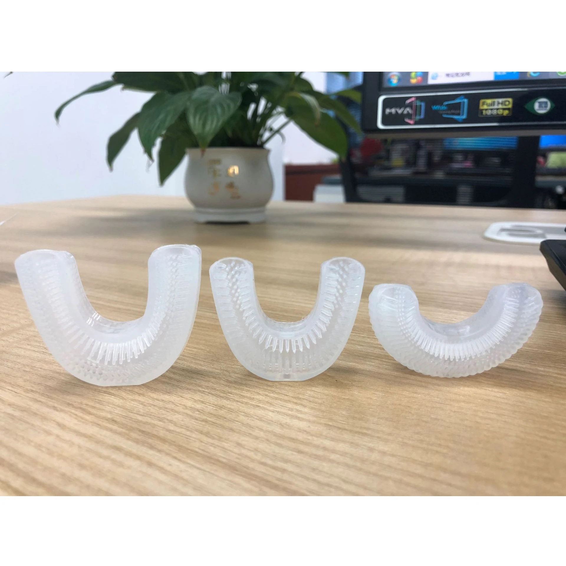 

U Shape C Type Silicone Replacement Brush Head for Electric Toothbrush 360 Degrees Automatic Sonic Adult Kid Children Tooth