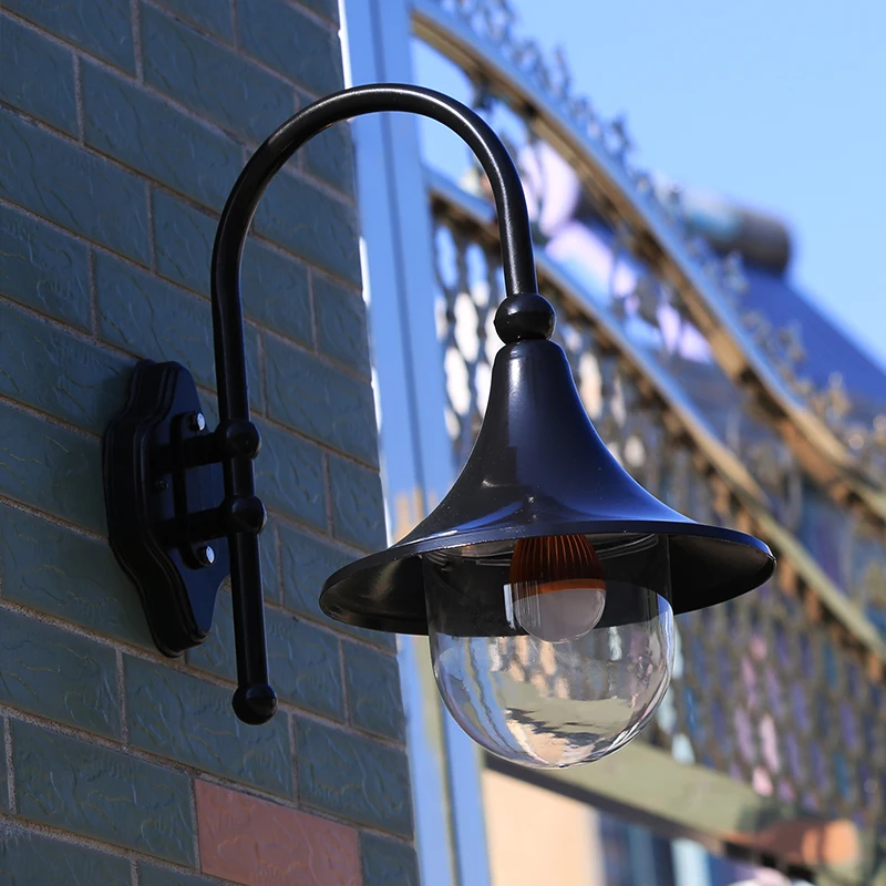 Наружная настенная лампа Водонепроницаемая для внутреннего двора Европейский
