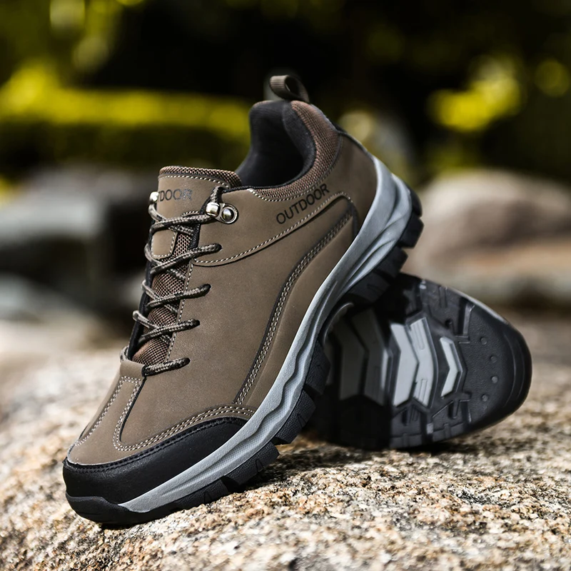 

Men's Waterproof Hiking Shoes Outdoor Climbing Non-slip Trekking Men Sneakers Zapatillas Hombre