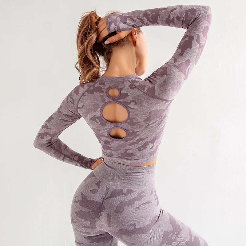 

R&W Camouflage Sports Hollow Back Tops with Thumb Holes Exposed Navel T-shirts HIIT Women Fitness Training Printed Yoga Shirts