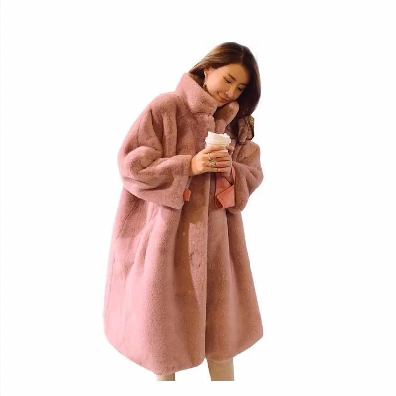 

2019 New Winter Women Furry Cotton Fur Imitation Coat Luxury Long Velvet Coat Loose Thick Warm Plus Size Female Velvet Coats