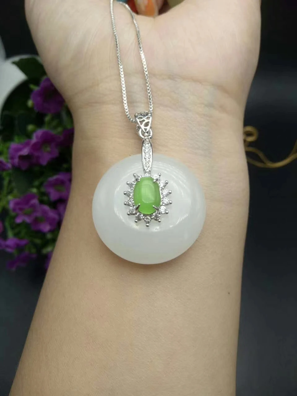 Синьцзян натуральный золотой шелк нефрит пин Эпин Пряжка 925 Серебряный