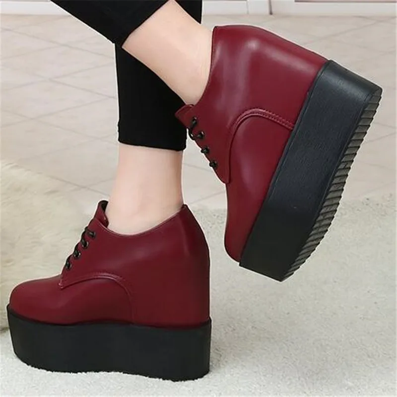 Лидер продаж Женская обувь на скрытой танкетке Модная женская увеличивающая