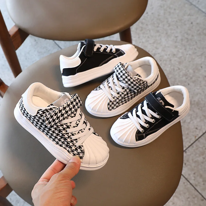 

2021 Children Girls Sneakers Boy Casual Shoes Breathable Canvas Kid Sports Shoes Child Flats Heel Hook&Loop Plaid Shoes E07223