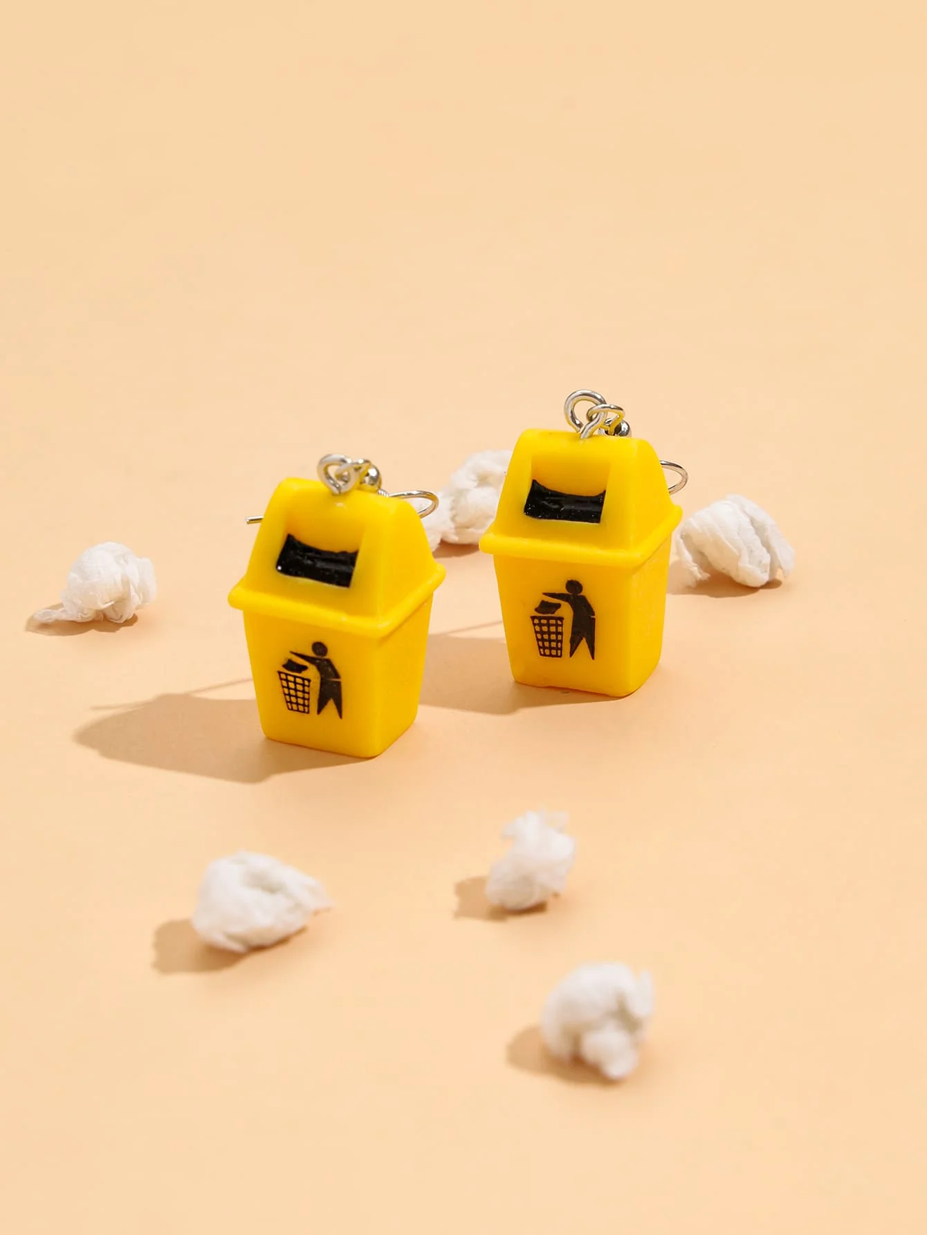 

Stillgirl Funny Yellow Trashcan Pendant Earrings for Women Kpop Cute Grunge Tools Couple Korean Y2k Fashion Jewelry Gifts Arete
