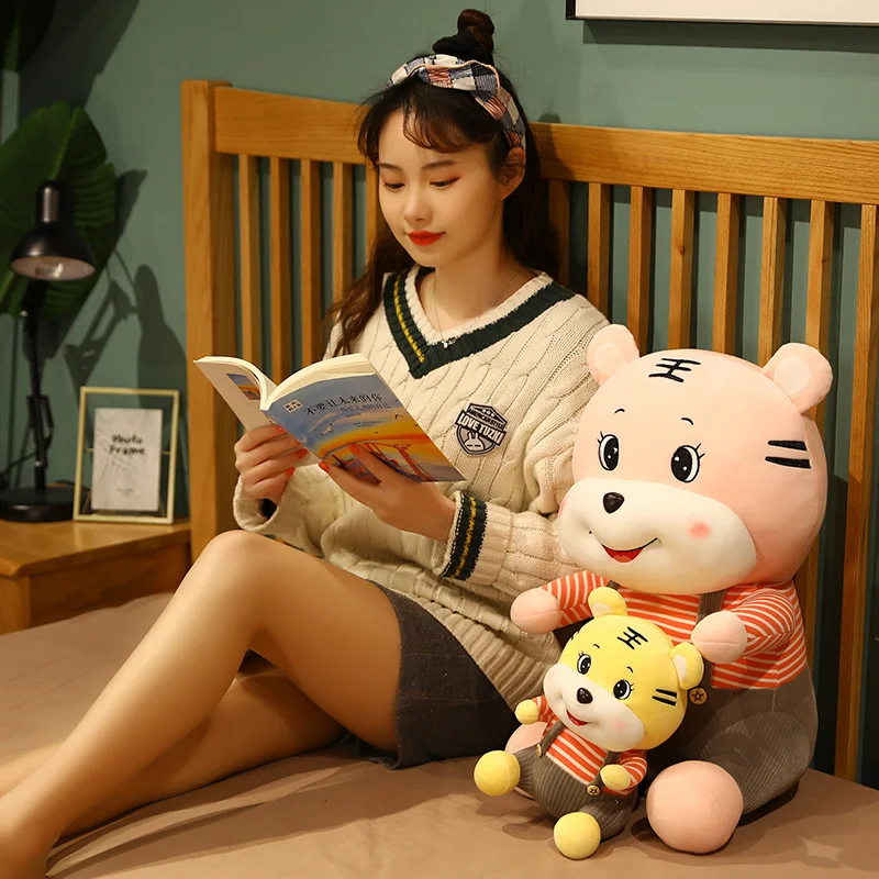 23-50 см милый Счастливый тигр с комбинезоном плюшевая кукла Мягкая Милая подушка в