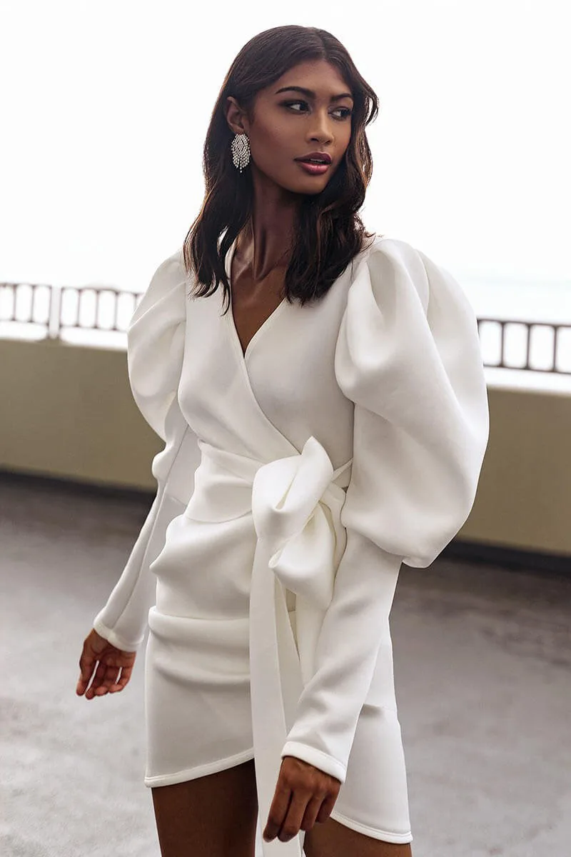 Женское короткое платье с пышными рукавами lessverge белое винтажное вечернее