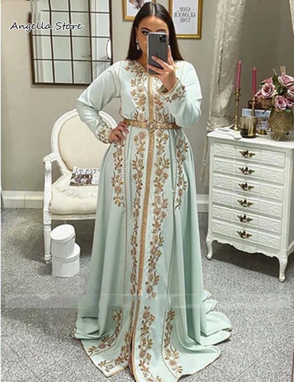 Рисунок 3 - Белый марокканский кафтан